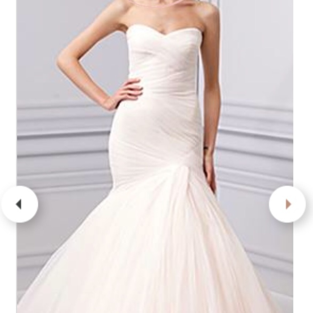 Monique Lhuillier Forever Wedding Gown